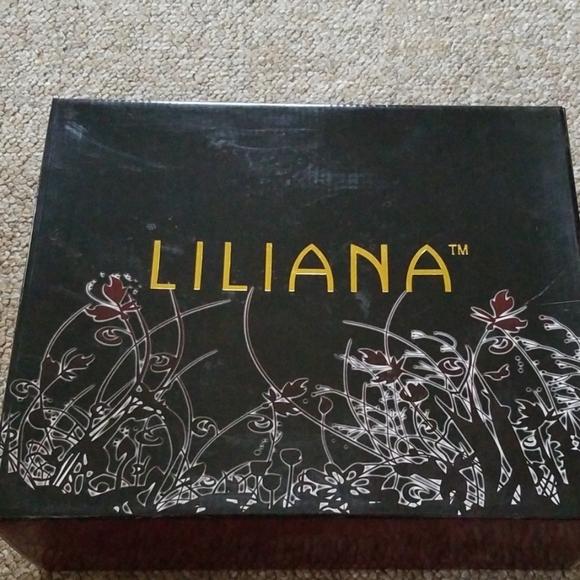 COPY - Black multi heeless - Picture 1 of 6